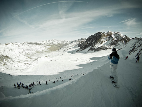Schnalstal Glacier skiing, Italy