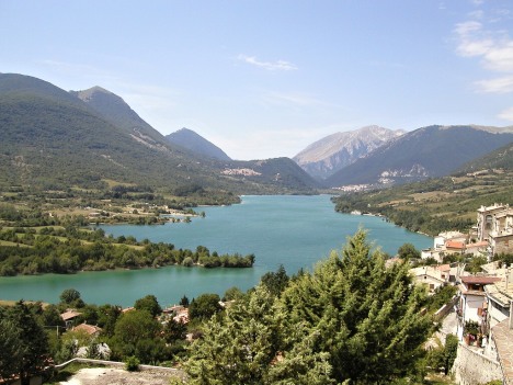 Lake Barrea, National Park of Abruzzo, Italy