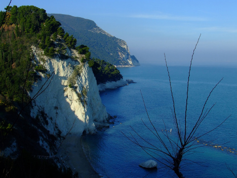 Riviera del Conero coastline, Marche, Italy