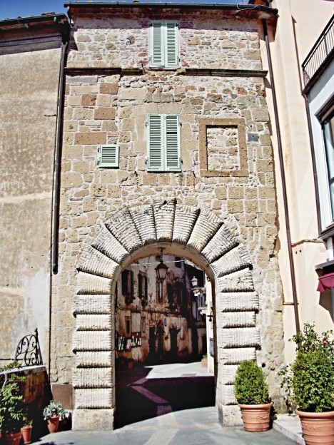 Porta di Sopra, Sorano, Tuscany, Italy