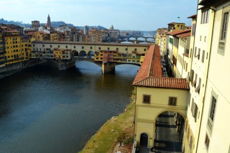 Arno river and Ponte Vecchio, Florence, Tuscany, Italy